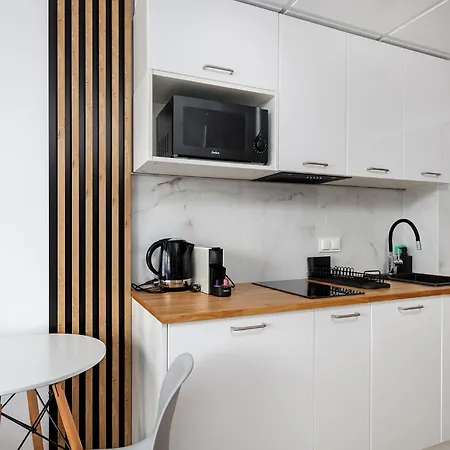 Rentplanet - Apartamenty Pileckiego Warsaw Exterior photo