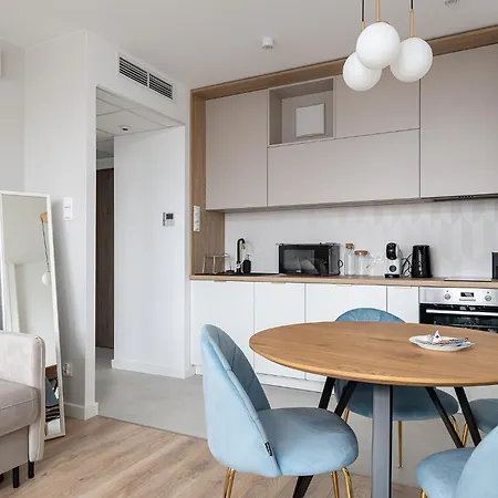 Rentplanet - Apartamenty Pileckiego Warsaw Exterior photo