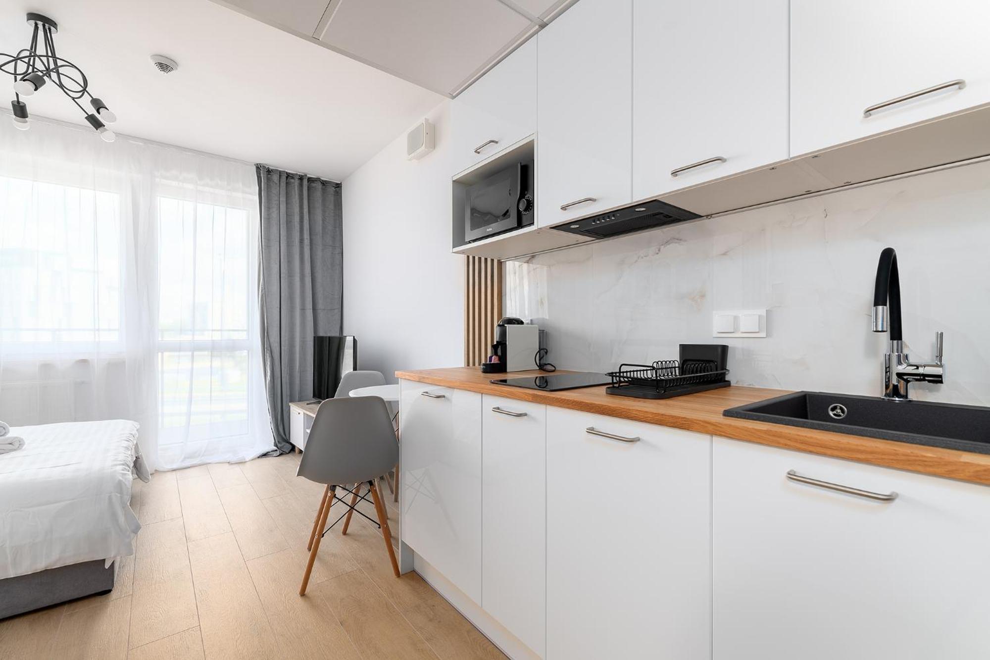 Rentplanet - Pileckiego Apartment Warschau