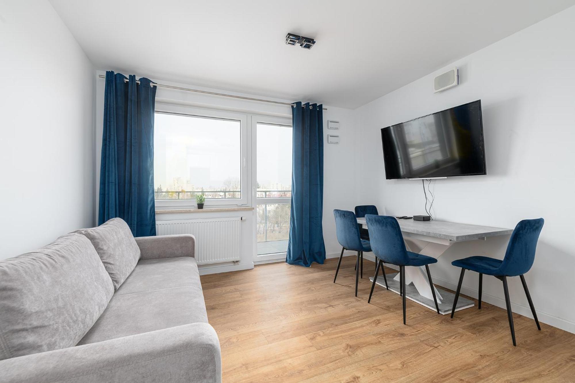 Rentplanet - Pileckiego Apartment Warschau