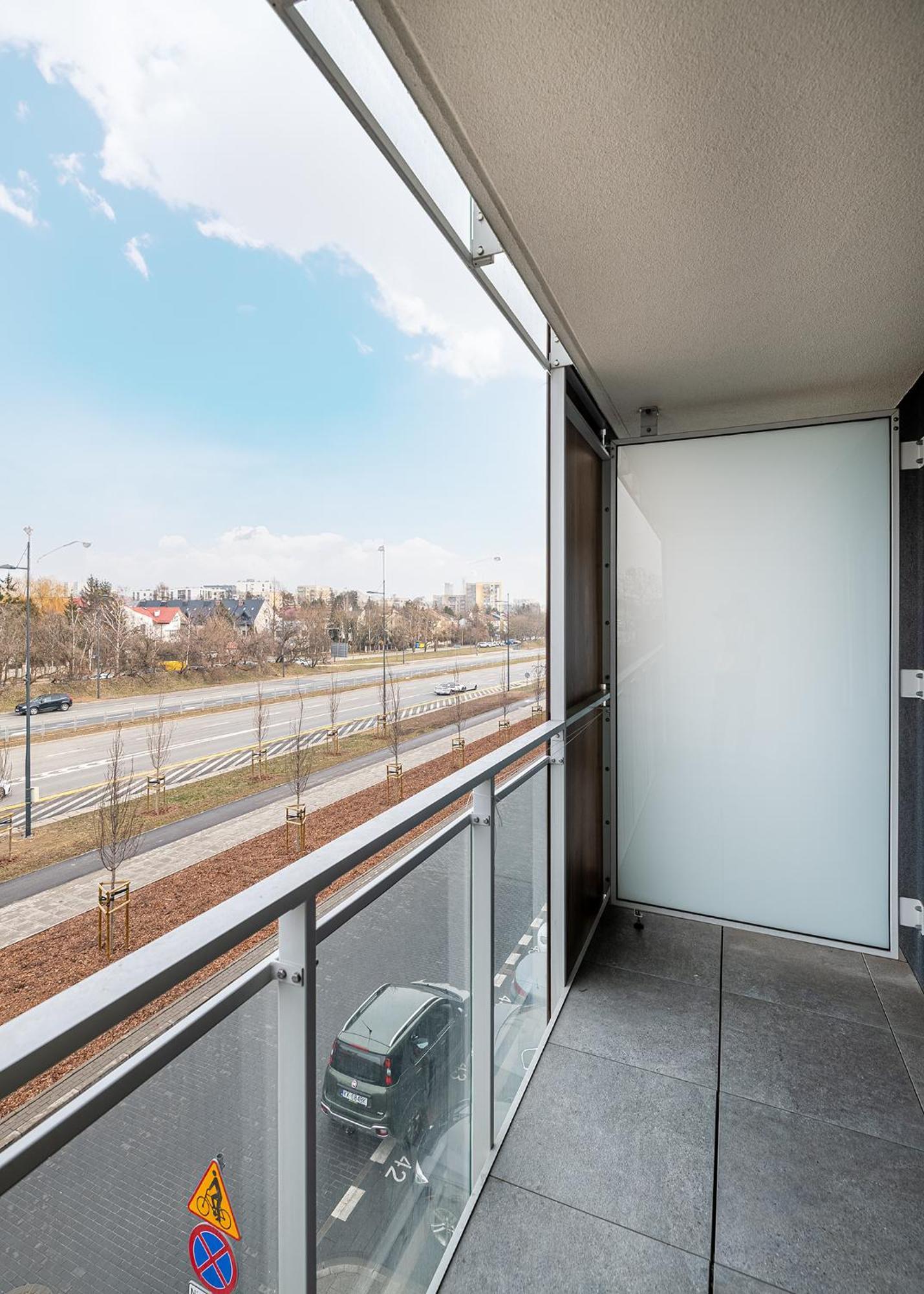 Rentplanet - Pileckiego * Warschau