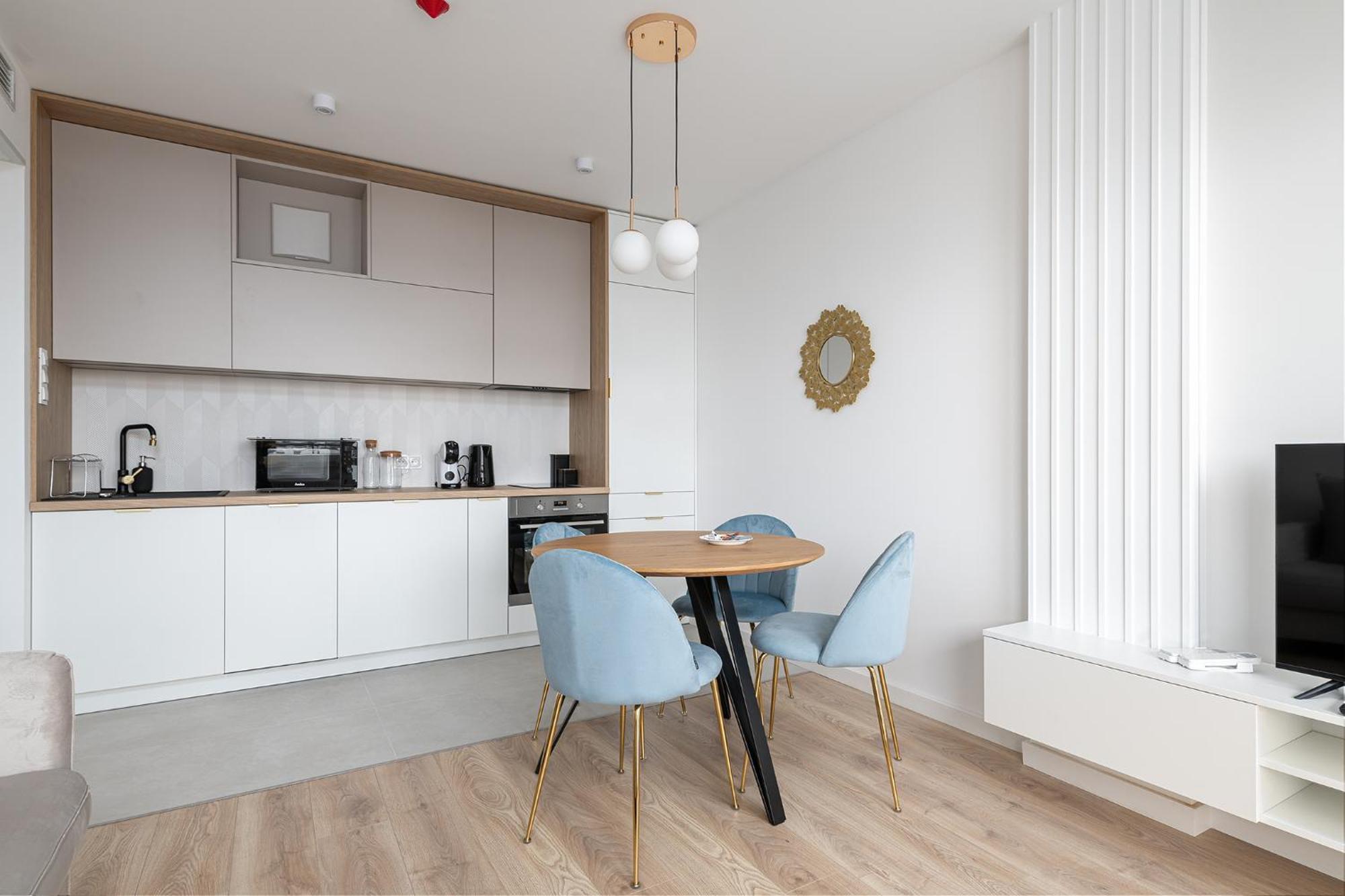 Rentplanet - Pileckiego Apartment